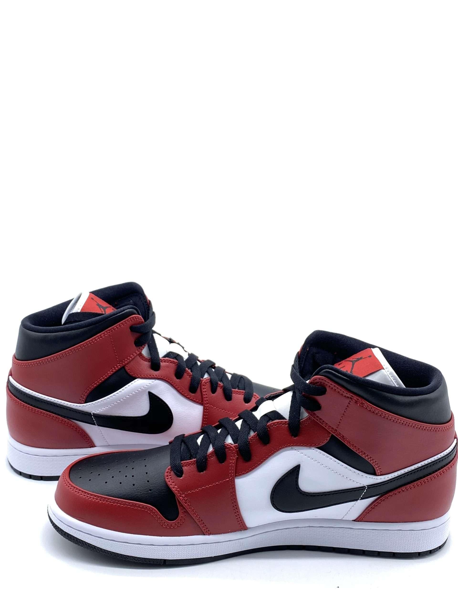 jordan mid chicago black toe