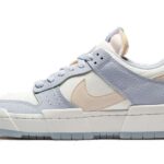 Dunk Low Disrupt "Summit White Ghost"